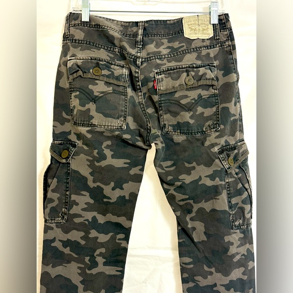 LEVI’S Camouflage Cargo Pants Size 30 x 30 - Picture 5 of 6